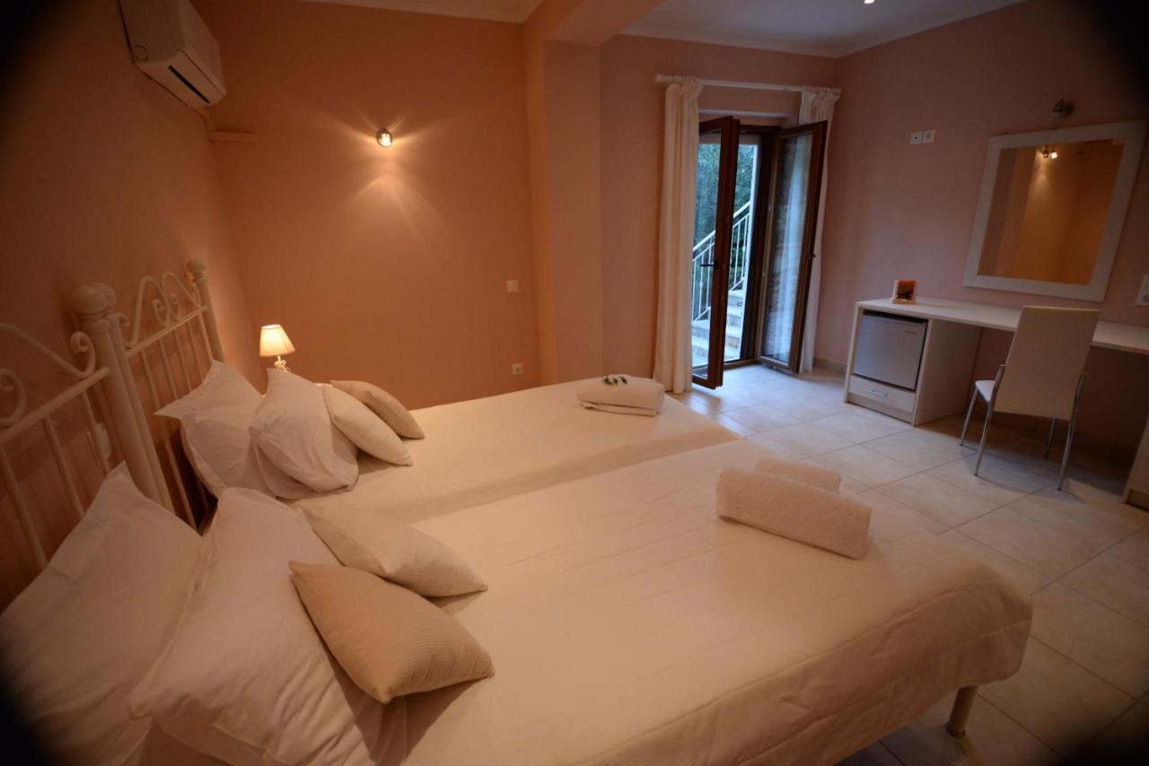 Villa Melanthi Kassiopi Corfu 外观 照片